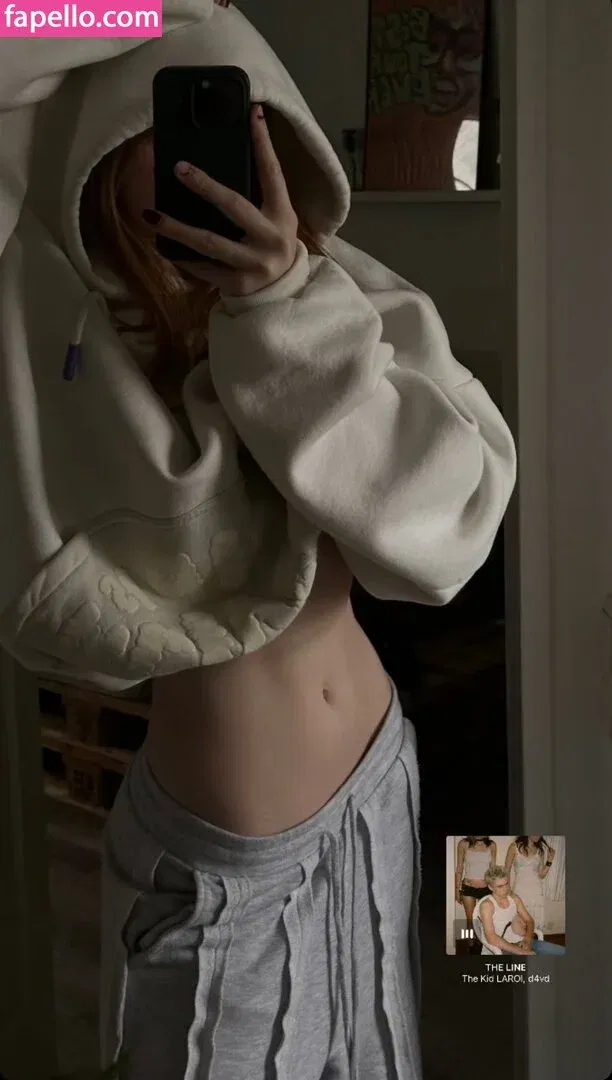 Leonie Busse Onlyfans Photo Gallery 