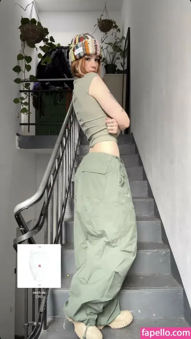 Leonie Busse Onlyfans Photo Gallery 