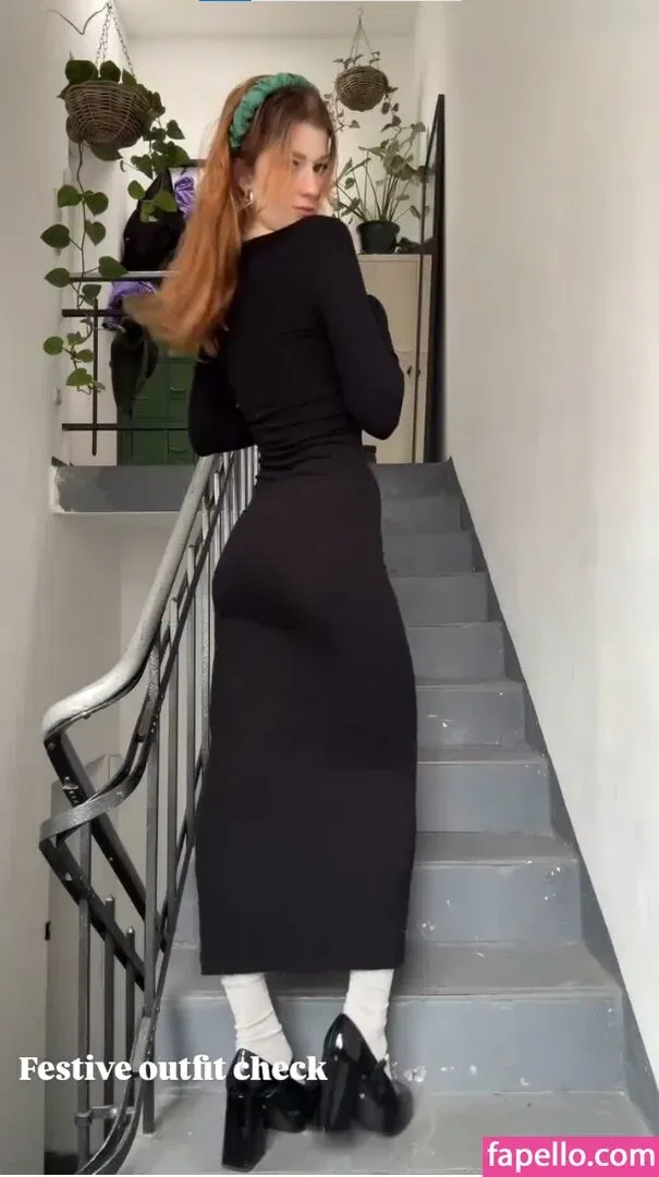 Leonie Busse Onlyfans Photo Gallery 