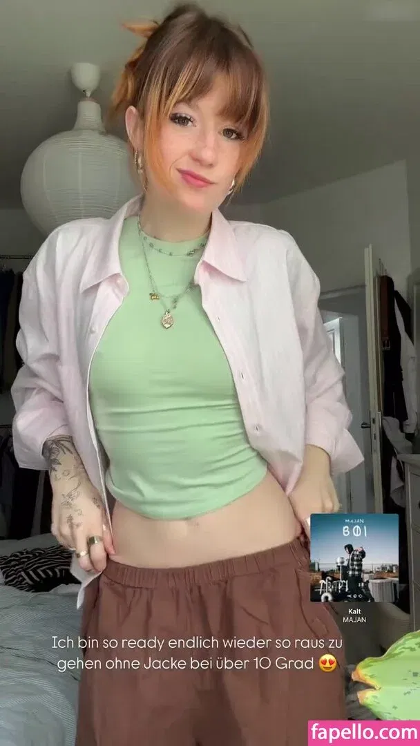 Leonie Busse Onlyfans Photo Gallery 