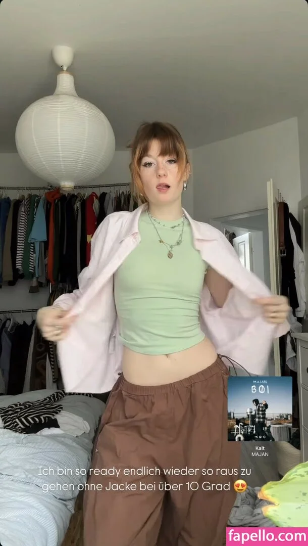 Leonie Busse Onlyfans Photo Gallery 