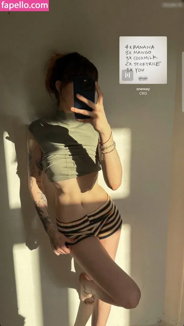 Leonie Busse Onlyfans Photo Gallery 