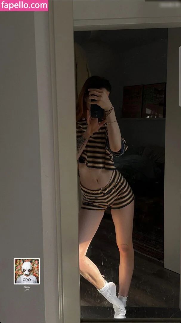 Leonie Busse Onlyfans Photo Gallery 