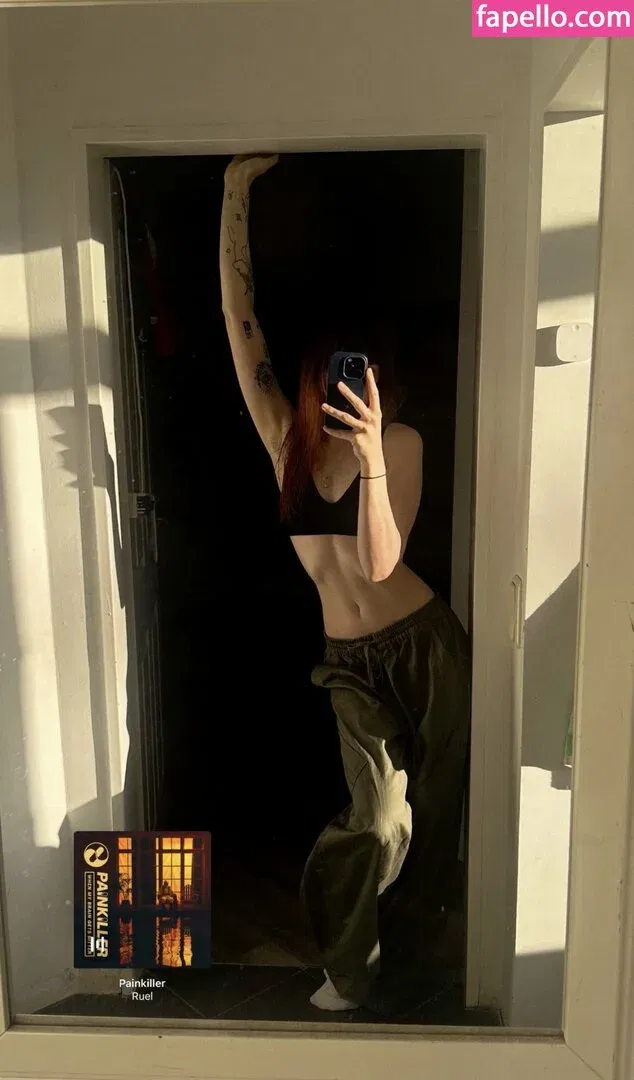 Leonie Busse Onlyfans Photo Gallery 