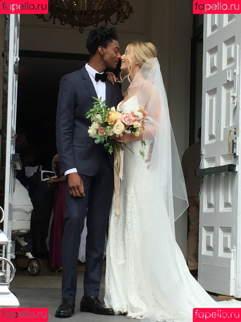 Noel Berry Onlyfans Photo Gallery 