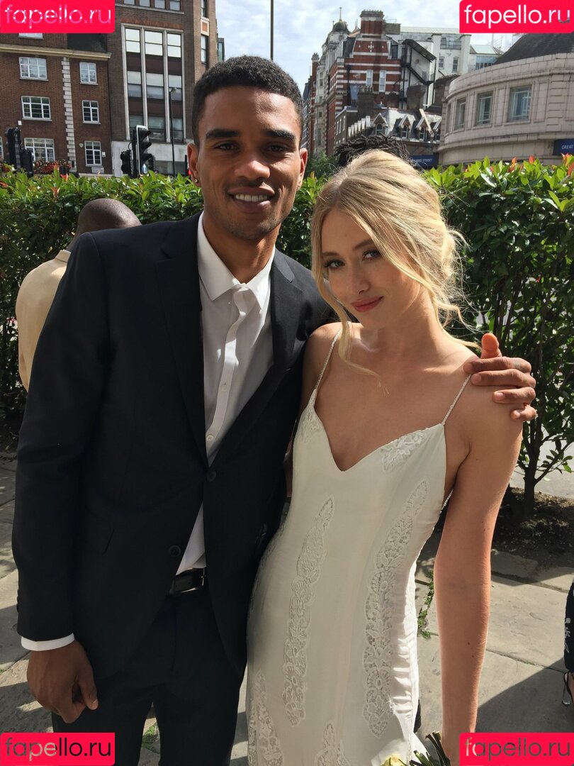 Noel Berry Onlyfans Photo Gallery 