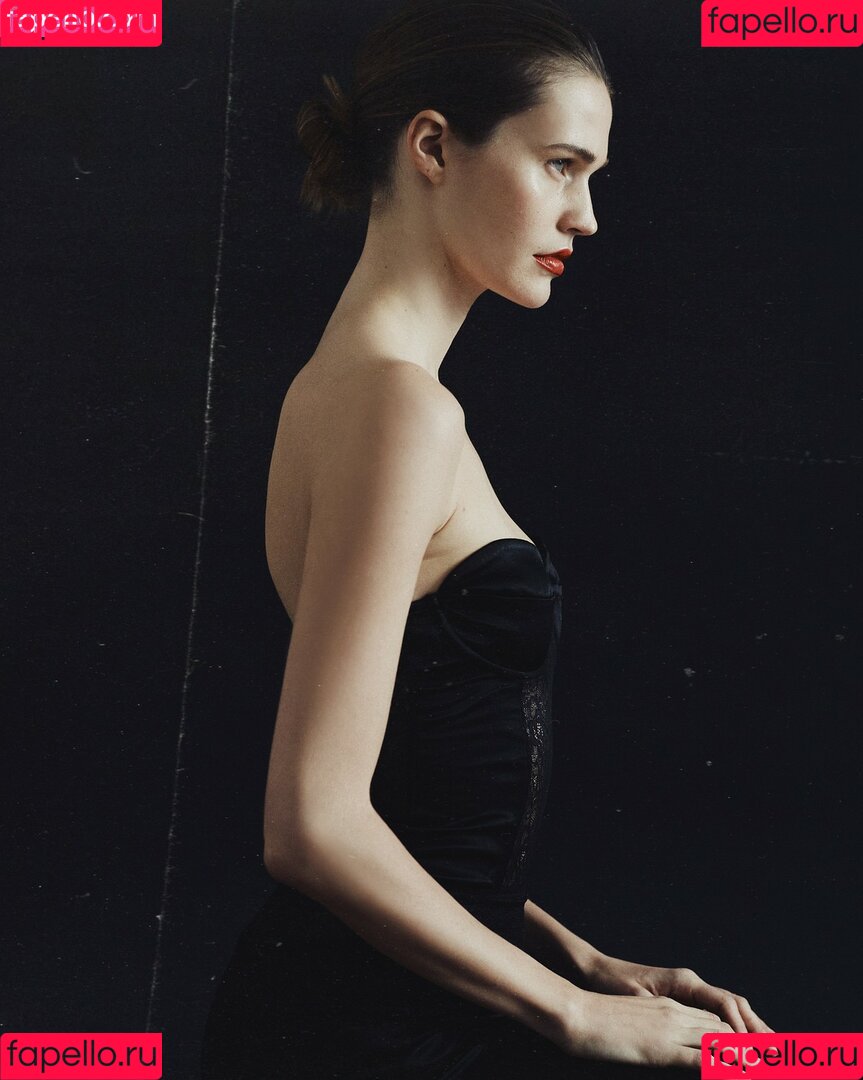 Noel Berry Onlyfans Photo Gallery 