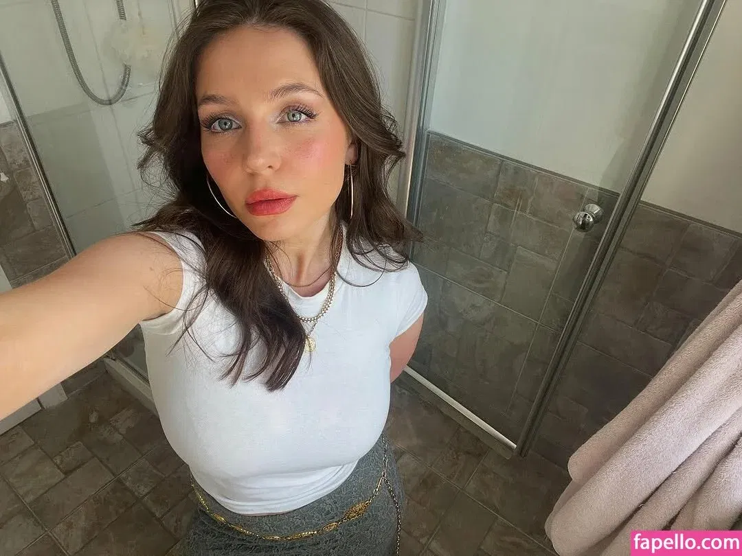 Bibi Lucille Onlyfans Photo Gallery 