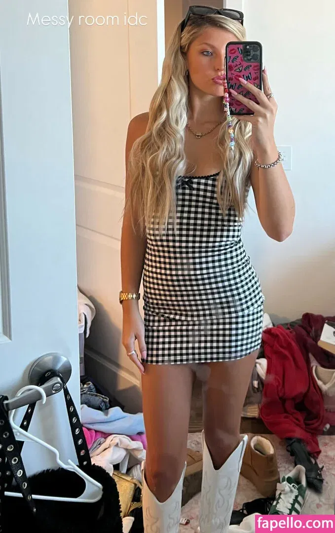 Erin Naylor Onlyfans Photo Gallery 