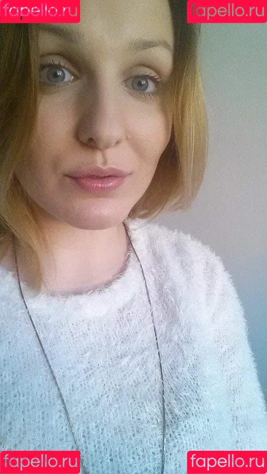 JennyHotWife Onlyfans Photo Gallery 
