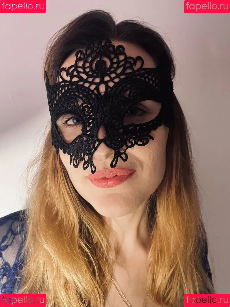 JennyHotWife Onlyfans Photo Gallery 