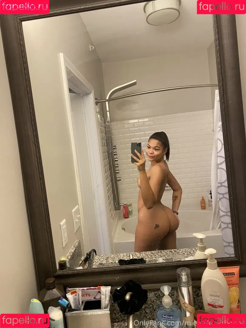 Michelle Anderson Onlyfans Photo Gallery 