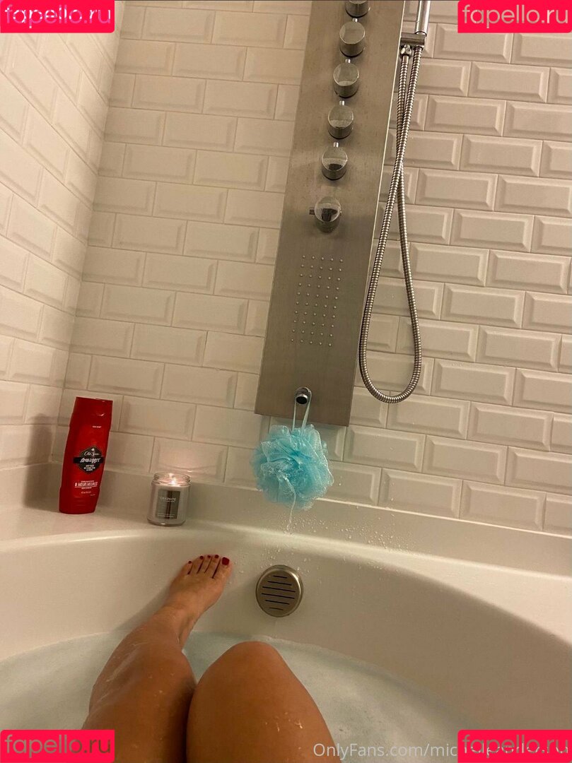 Michelle Anderson Onlyfans Photo Gallery 