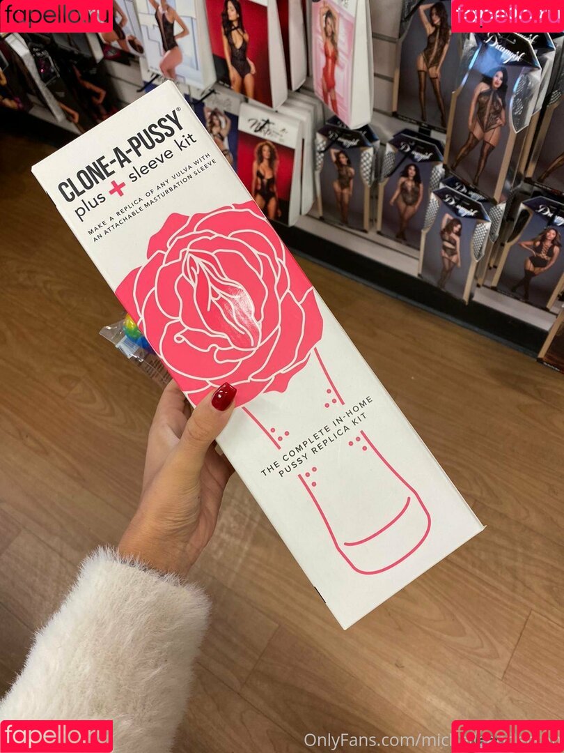 Michelle Anderson Onlyfans Photo Gallery 