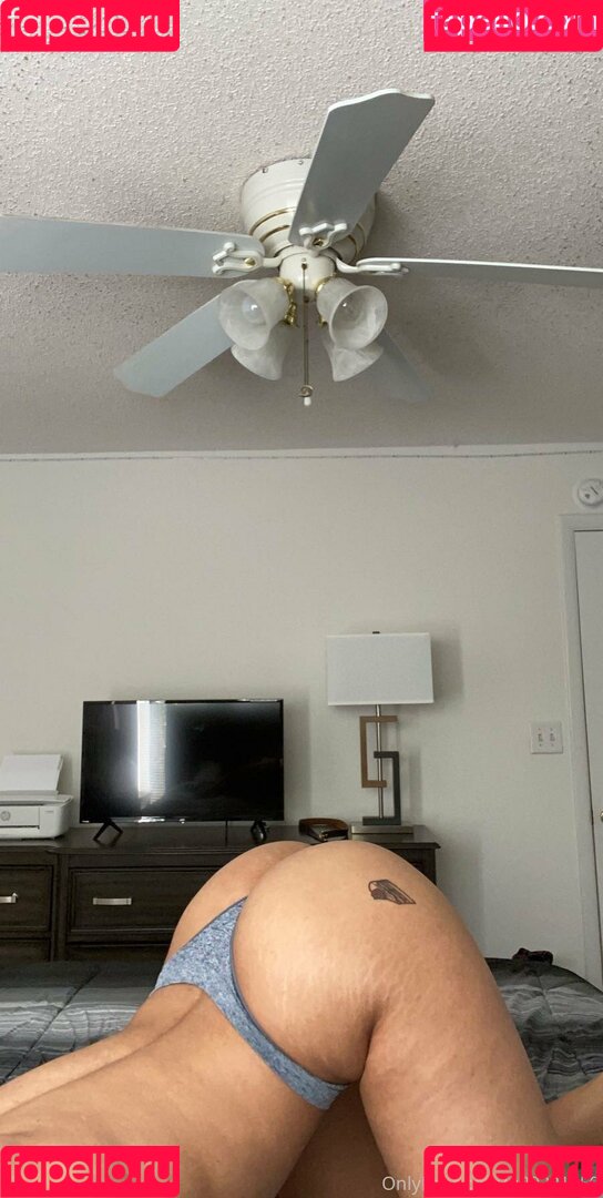 Michelle Anderson Onlyfans Photo Gallery 