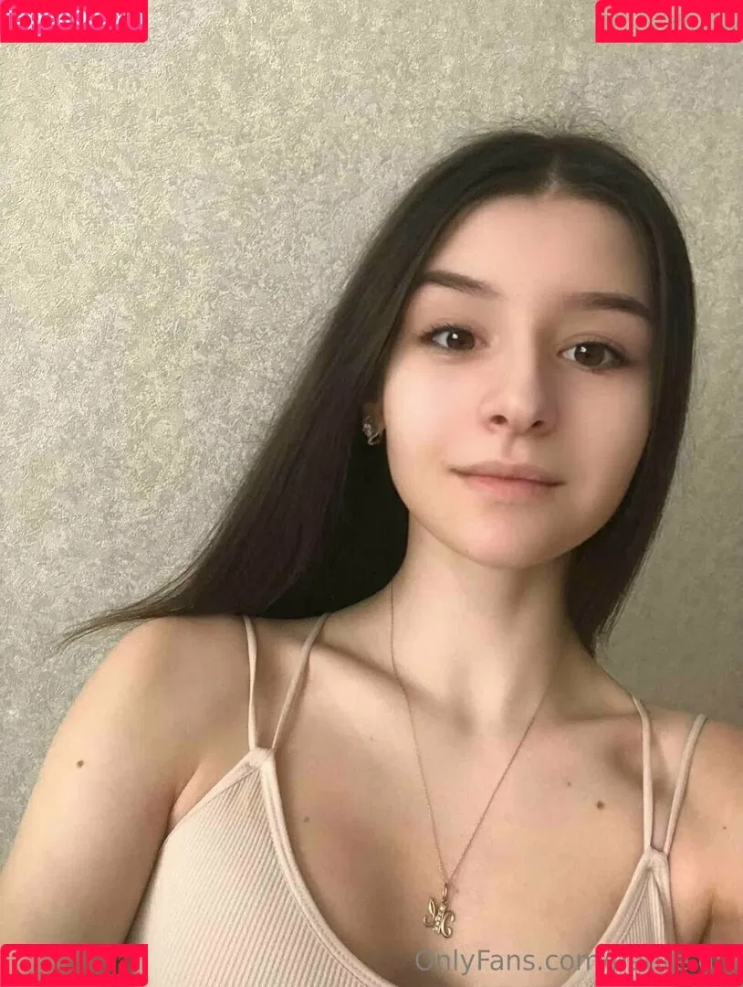 petite.grl Onlyfans Photo Gallery 