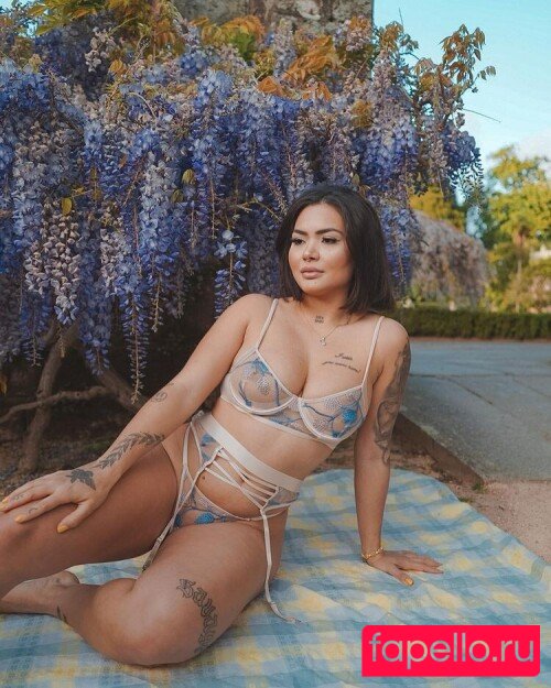 Michellen Cristina Nude Onlyfans Photo 45