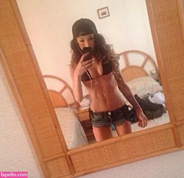 Andrea Cemone Onlyfans Photo Gallery 