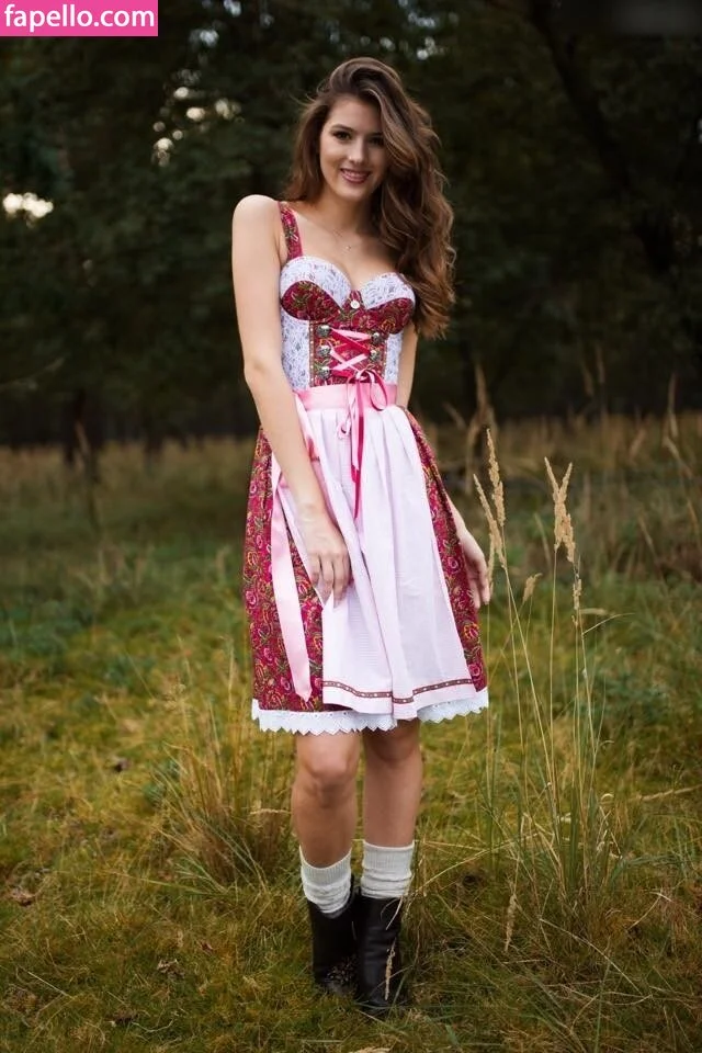 Christine Gischler Onlyfans Photo Gallery 