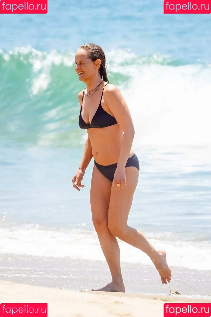 Helen Hunt Onlyfans Photo Gallery 