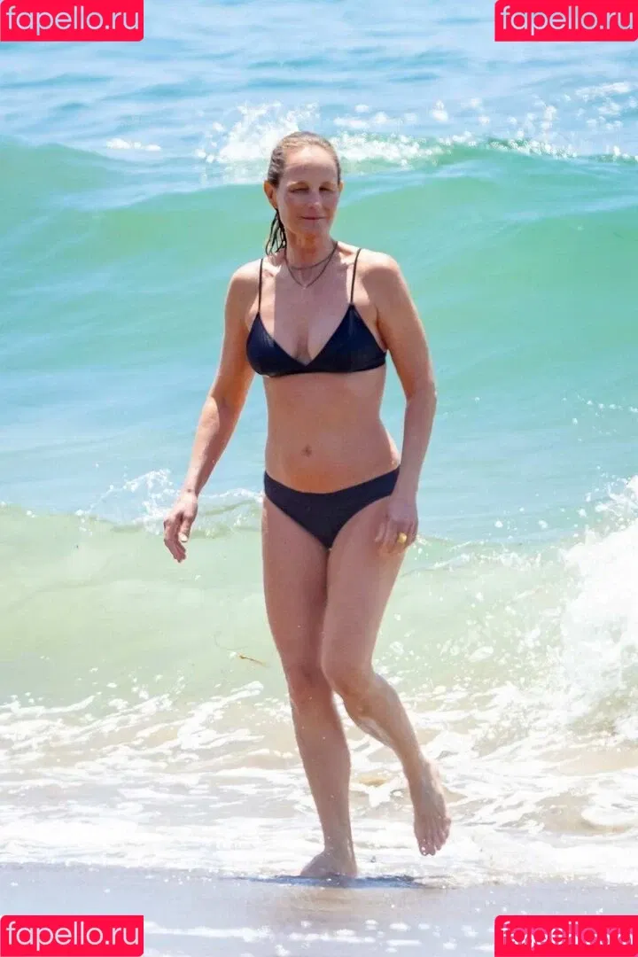 Helen Hunt Onlyfans Photo Gallery 