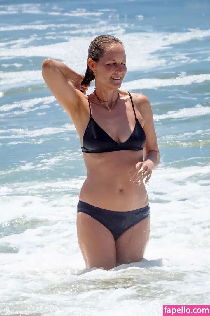 Helen Hunt Onlyfans Photo Gallery 