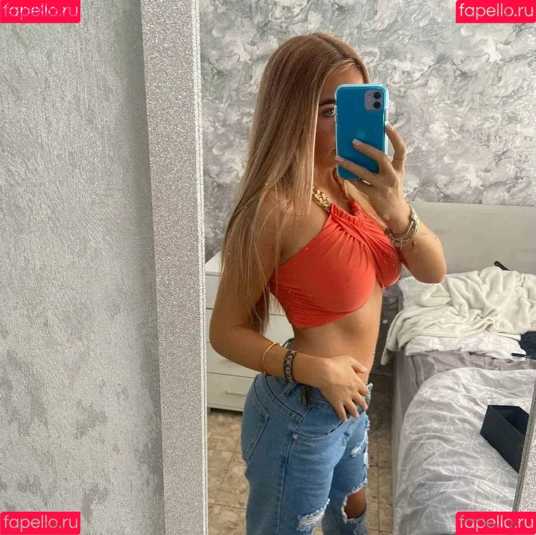 Carly Smith Onlyfans Photo Gallery 
