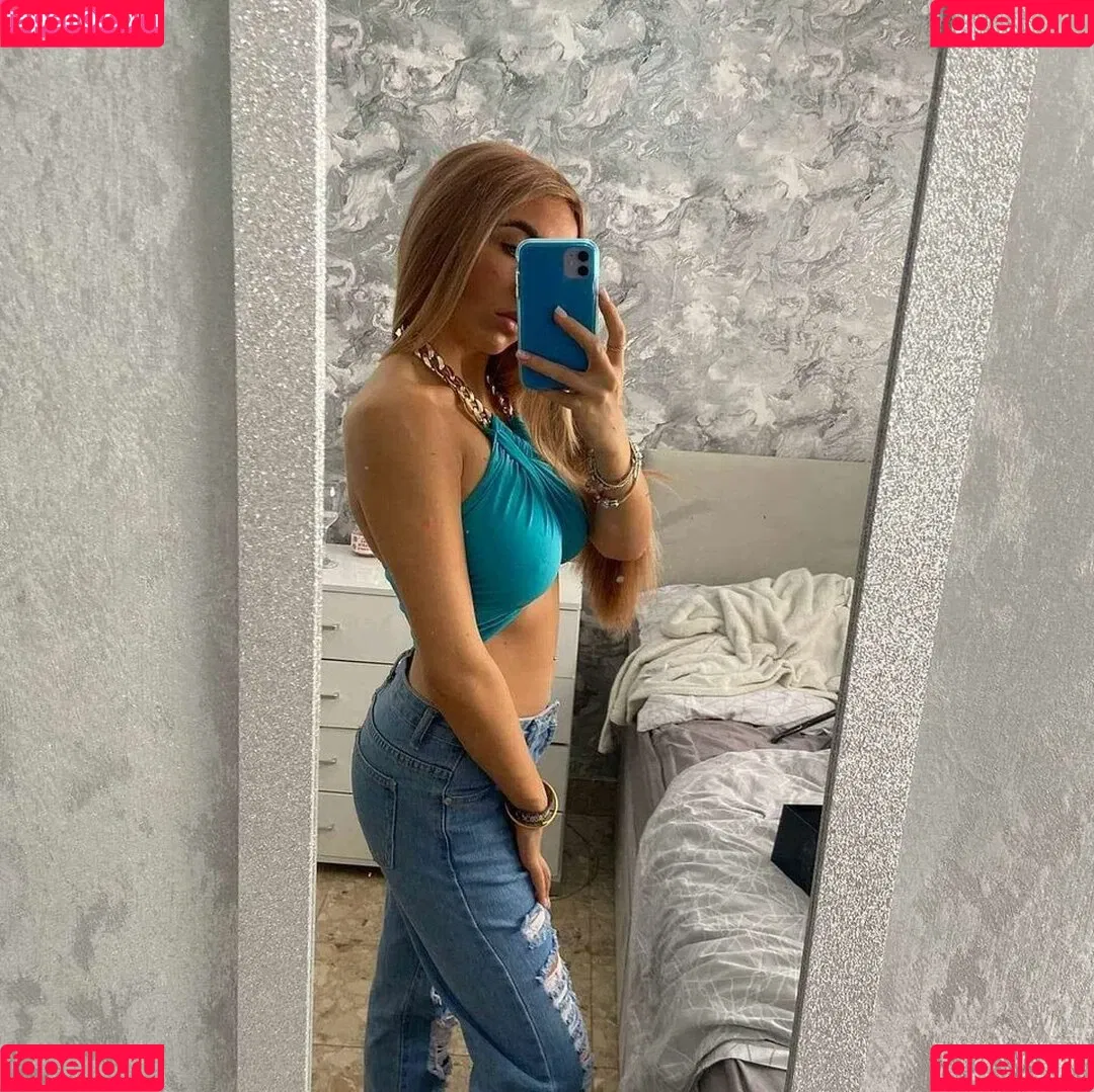 Carly Smith Onlyfans Photo Gallery 