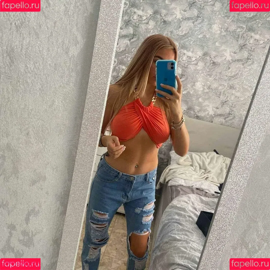 Carly Smith Onlyfans Photo Gallery 