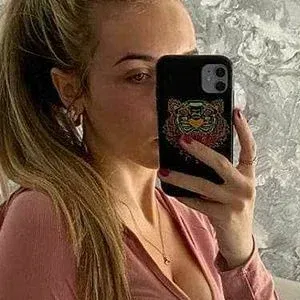 Carly Smith Onlyfans Photo Gallery 