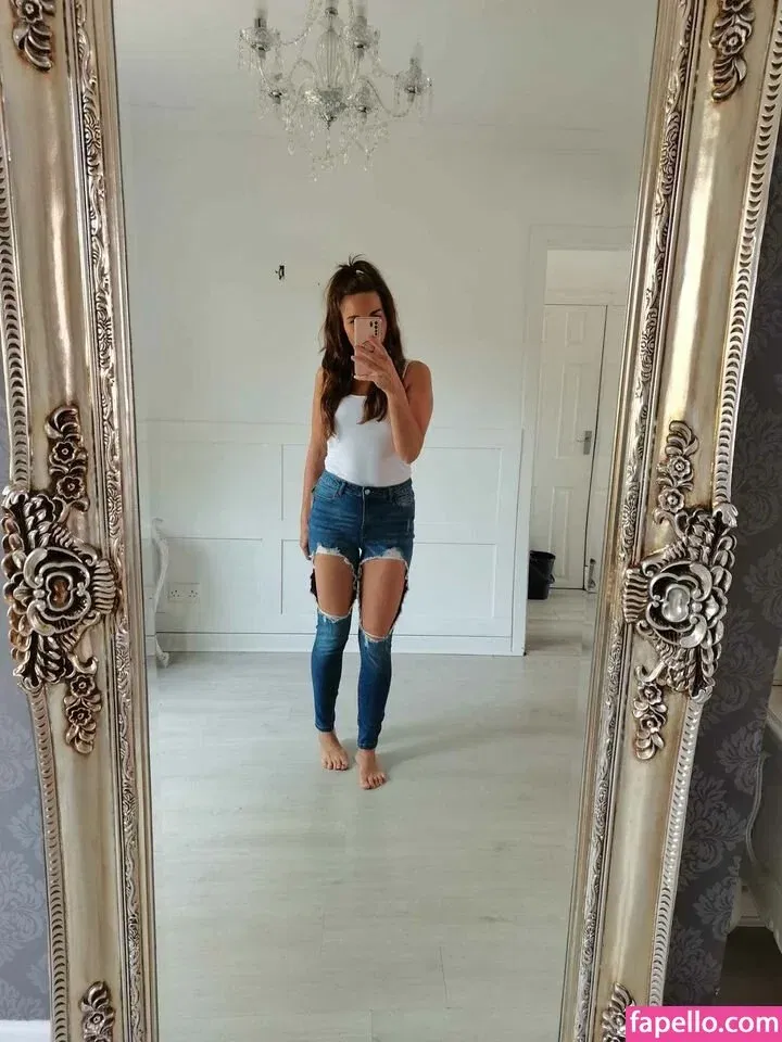 Carly Smith Onlyfans Photo Gallery 