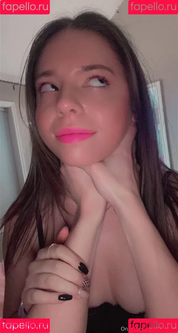 Flyervee Onlyfans Photo Gallery 