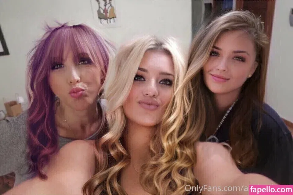 ashleightink Onlyfans Photo Gallery 