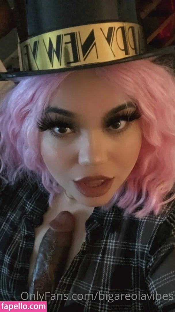 bigareolavibes Onlyfans Photo Gallery 