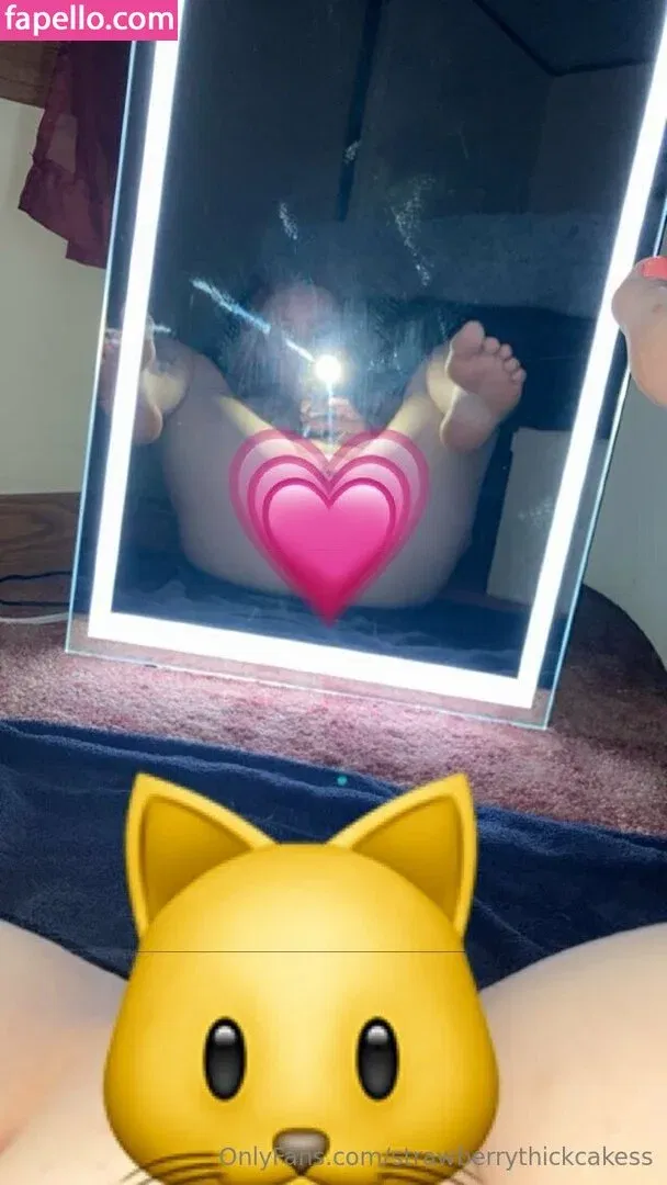 strawberrythickcakess Onlyfans Photo Gallery 