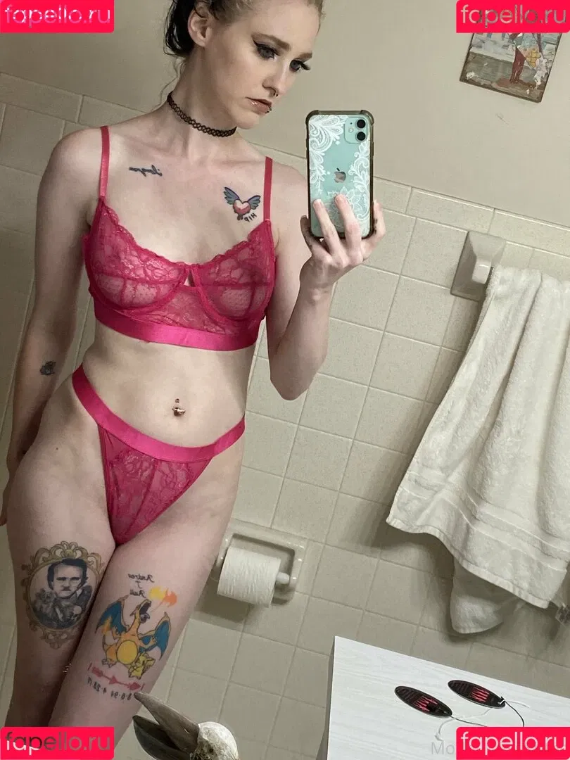 model_misskittee92 Onlyfans Photo Gallery 