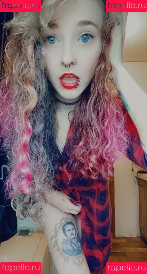 model_misskittee92 Onlyfans Photo Gallery 