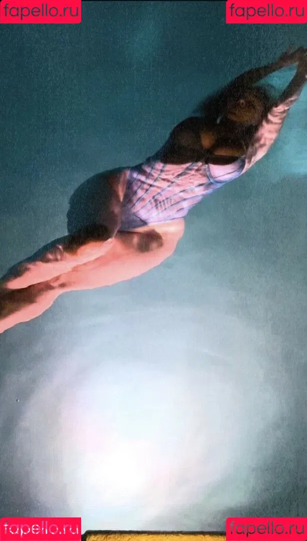Molly Cavalli Onlyfans Photo Gallery 