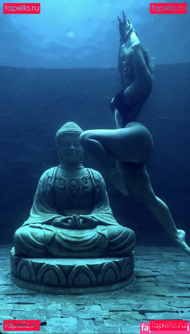 Molly Cavalli Onlyfans Photo Gallery 