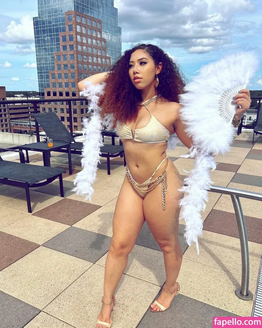 Kiah Dream Onlyfans Photo Gallery 