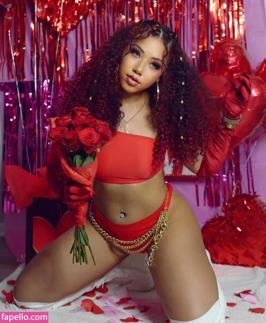 Kiah Dream Onlyfans Photo Gallery 