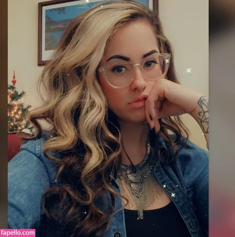 taeblevins Onlyfans Photo Gallery 