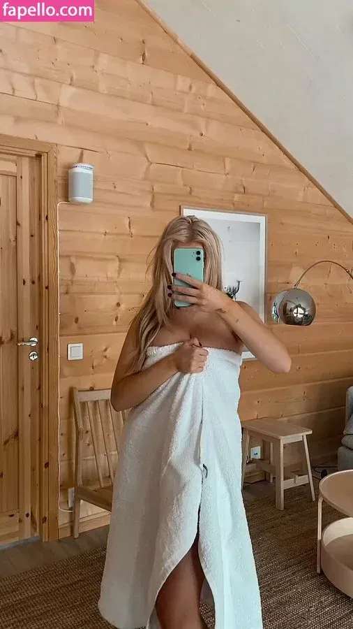 Shinylikeclara Onlyfans Photo Gallery 