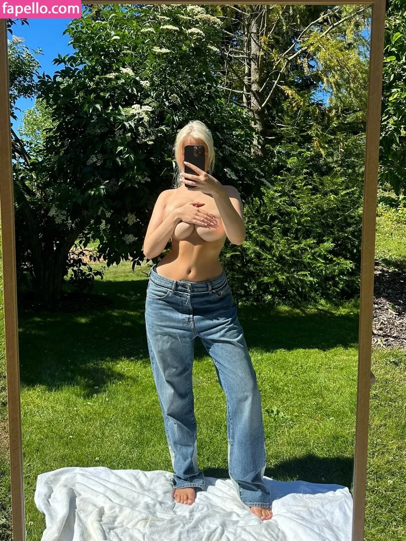 Shinylikeclara Onlyfans Photo Gallery 