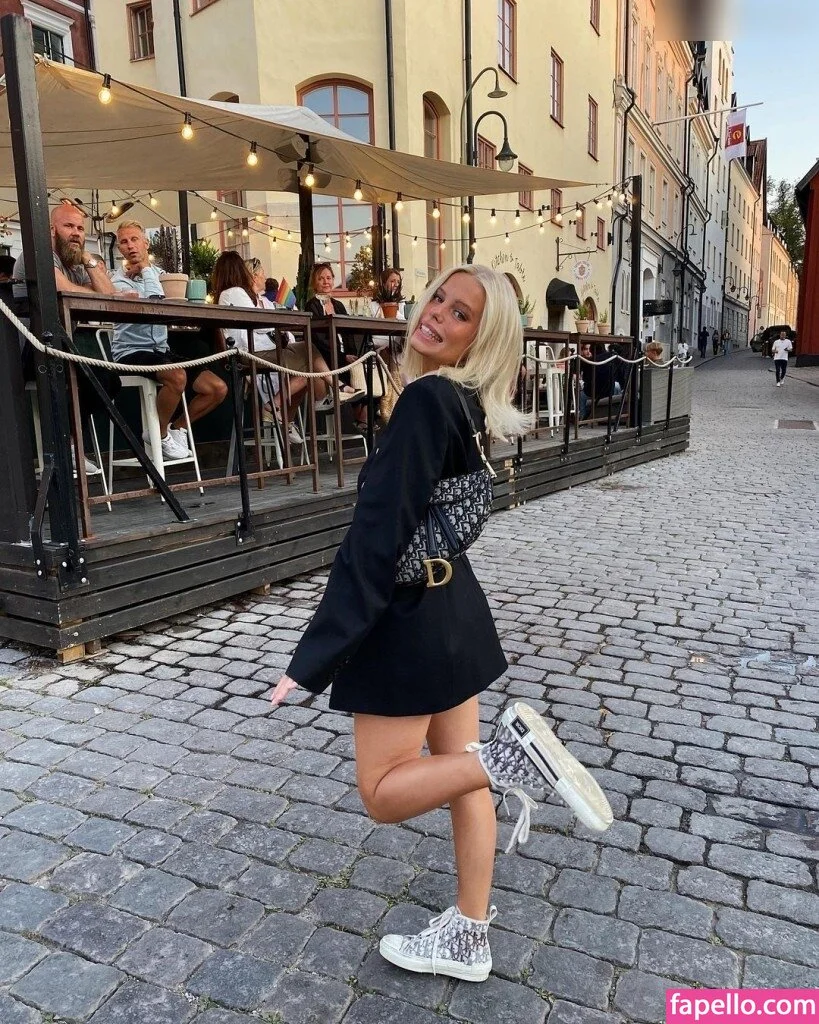 Shinylikeclara Onlyfans Photo Gallery 