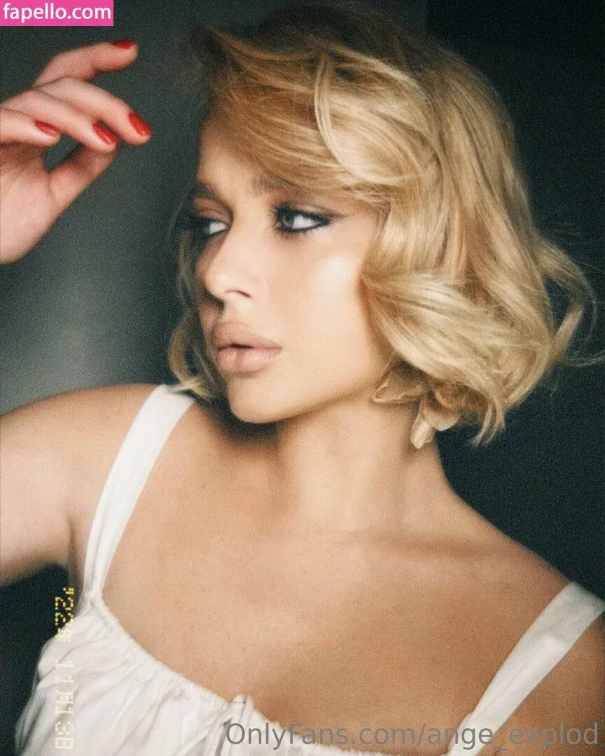 angie_explod Onlyfans Photo Gallery 