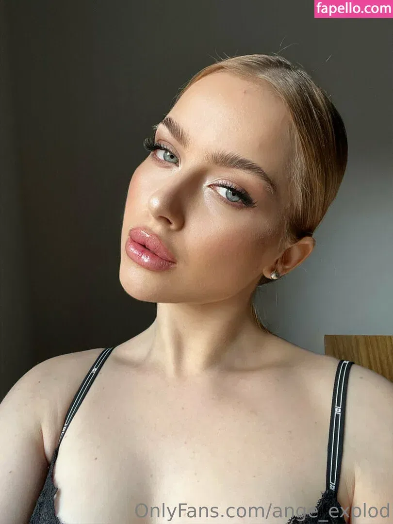 angie_explod Onlyfans Photo Gallery 