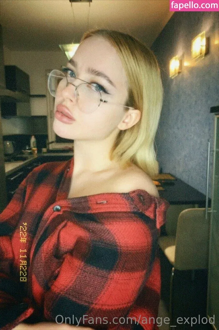 angie_explod Onlyfans Photo Gallery 