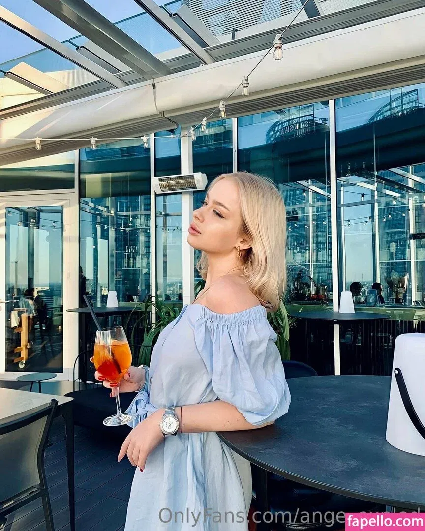 angie_explod Onlyfans Photo Gallery 