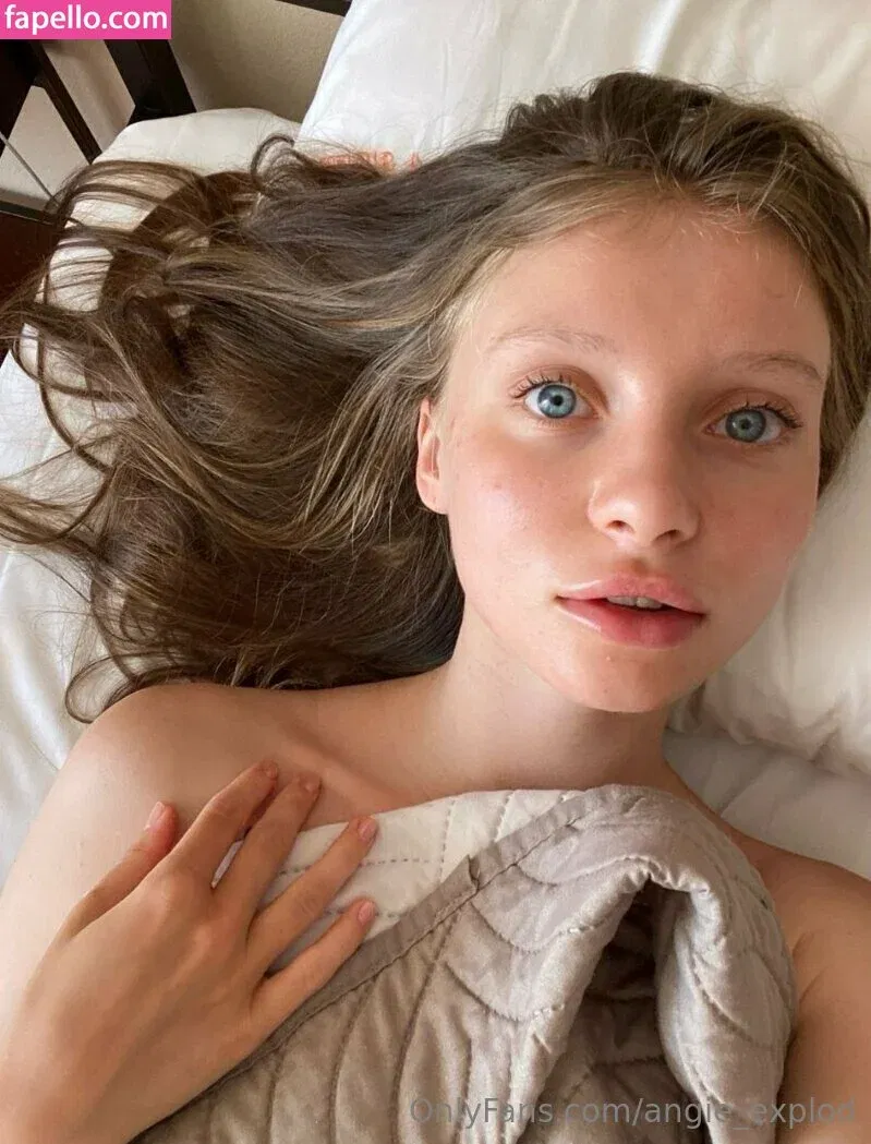 angie_explod Onlyfans Photo Gallery 